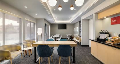 Marriott TownePlace Suites Dayton North