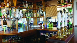 Bar (en la propiedad)