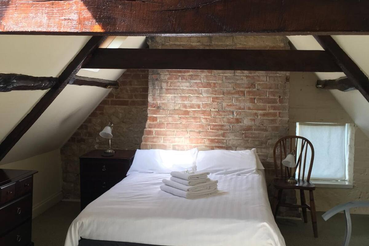 desk, iron/ironing board, rollaway beds, free wifi