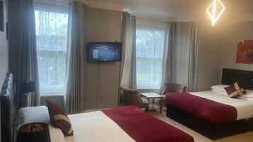 Superior Quadruple Room, Ensuite