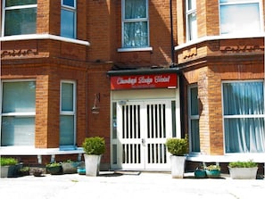 Exterior - Chumleigh Lodge Hotel Ltd (London)
