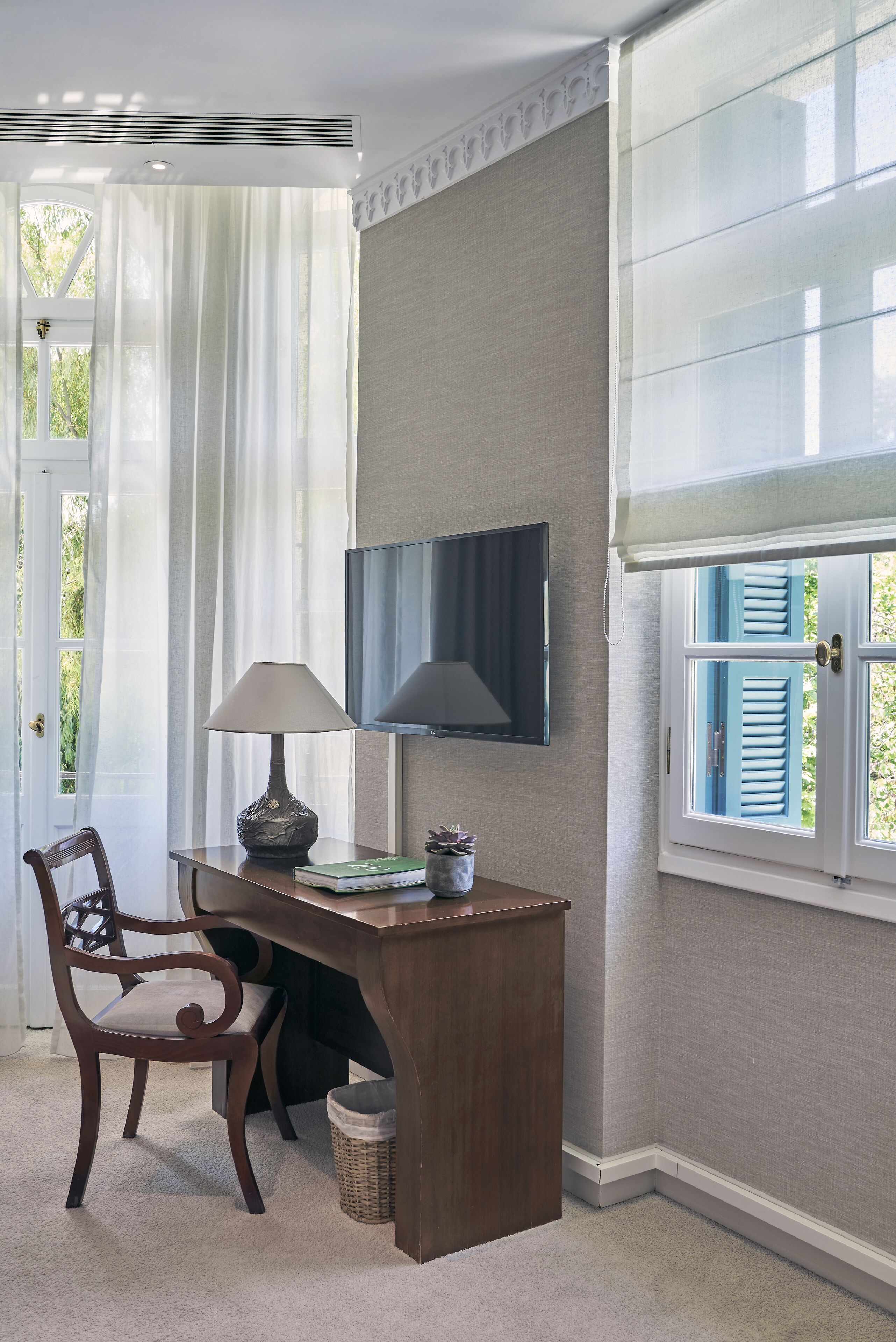 superior suite | 1 bedroom, minibar, in-room safe, blackout curtains