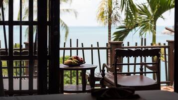 Superior Hotel, Sea View | Quang cảnh từ phòng