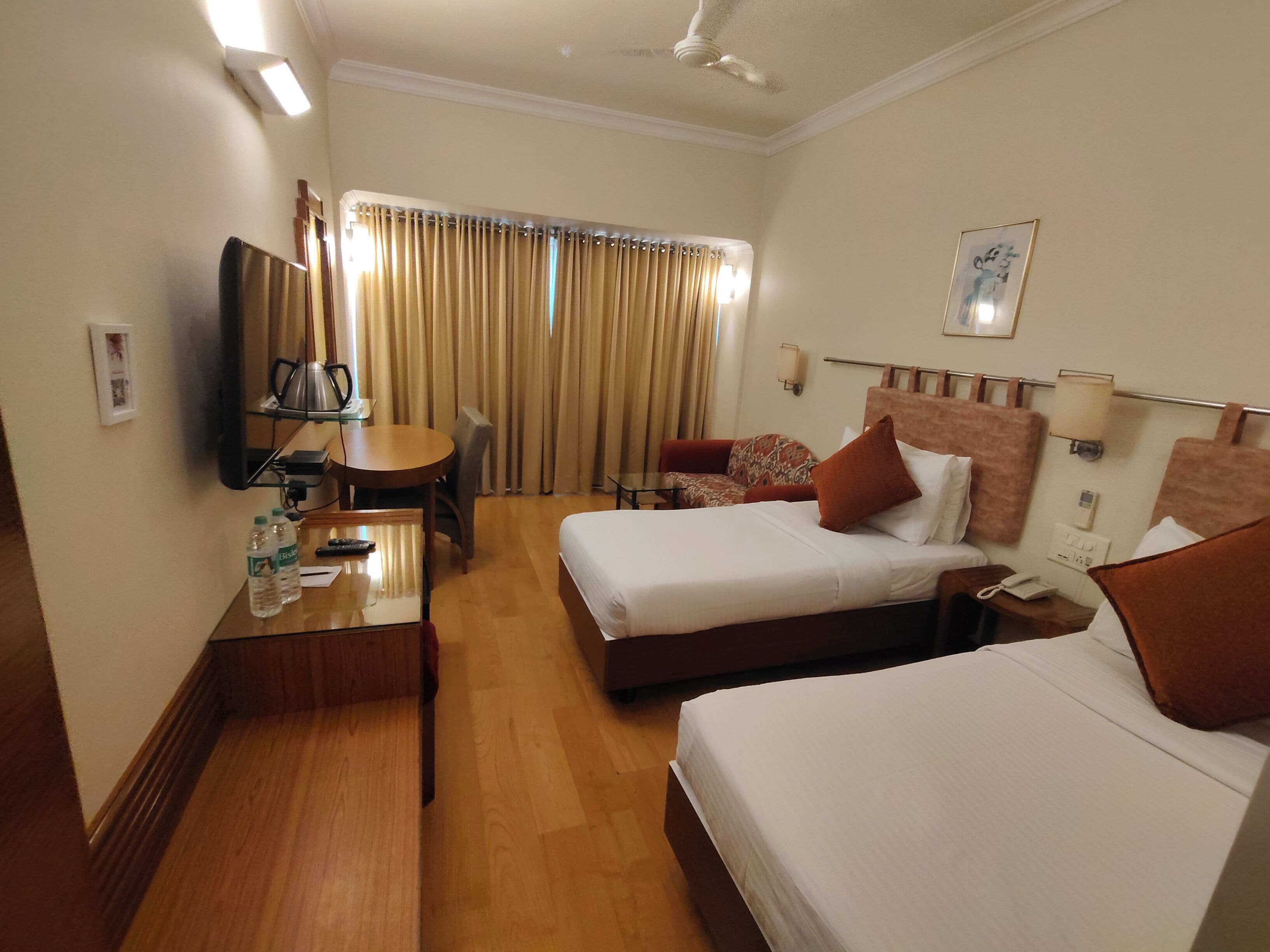 Standardzimmer | Minibar, Zimmersafe, Schreibtisch, kostenloses WLAN