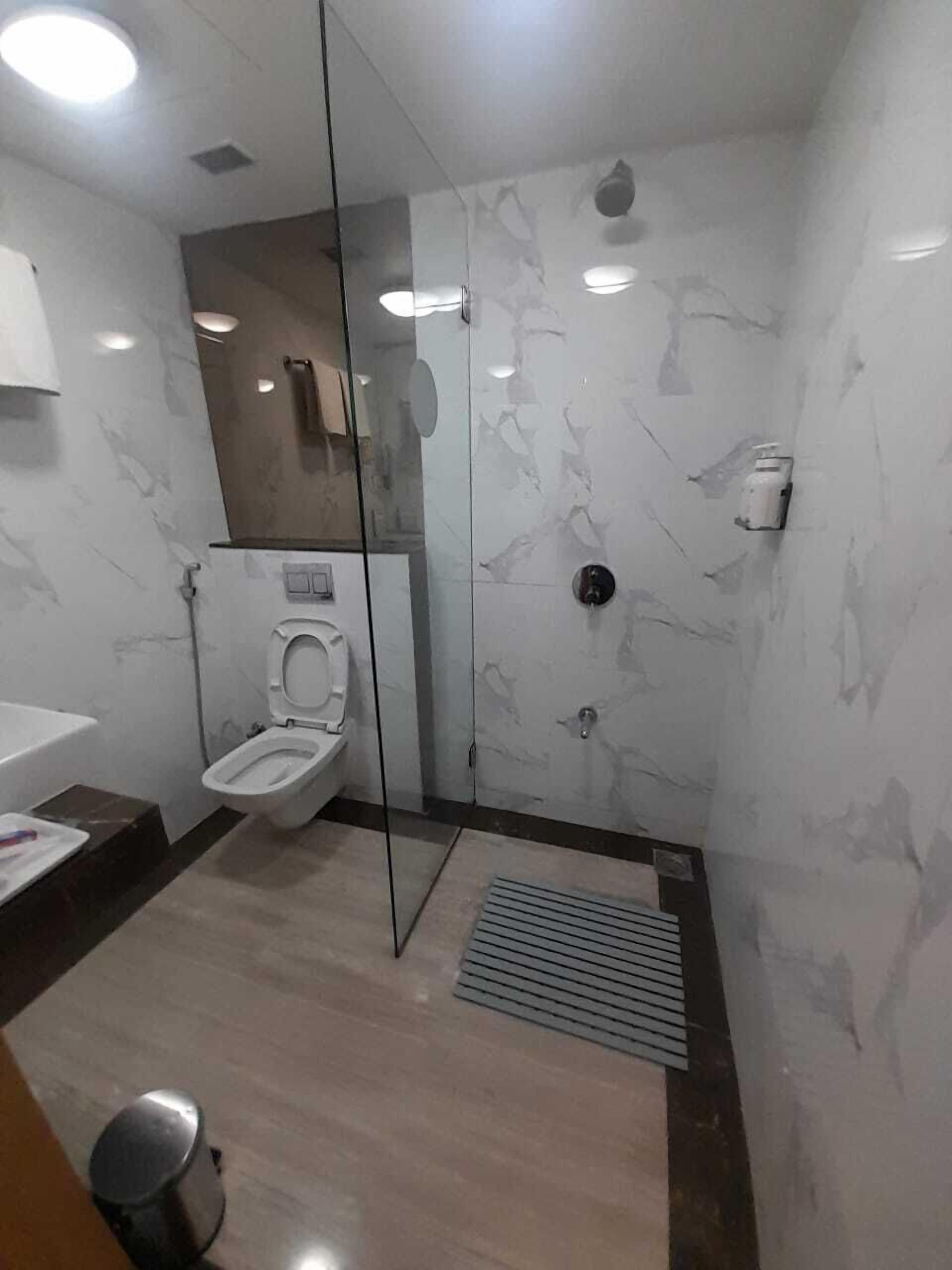 Photo - Regency Hotel