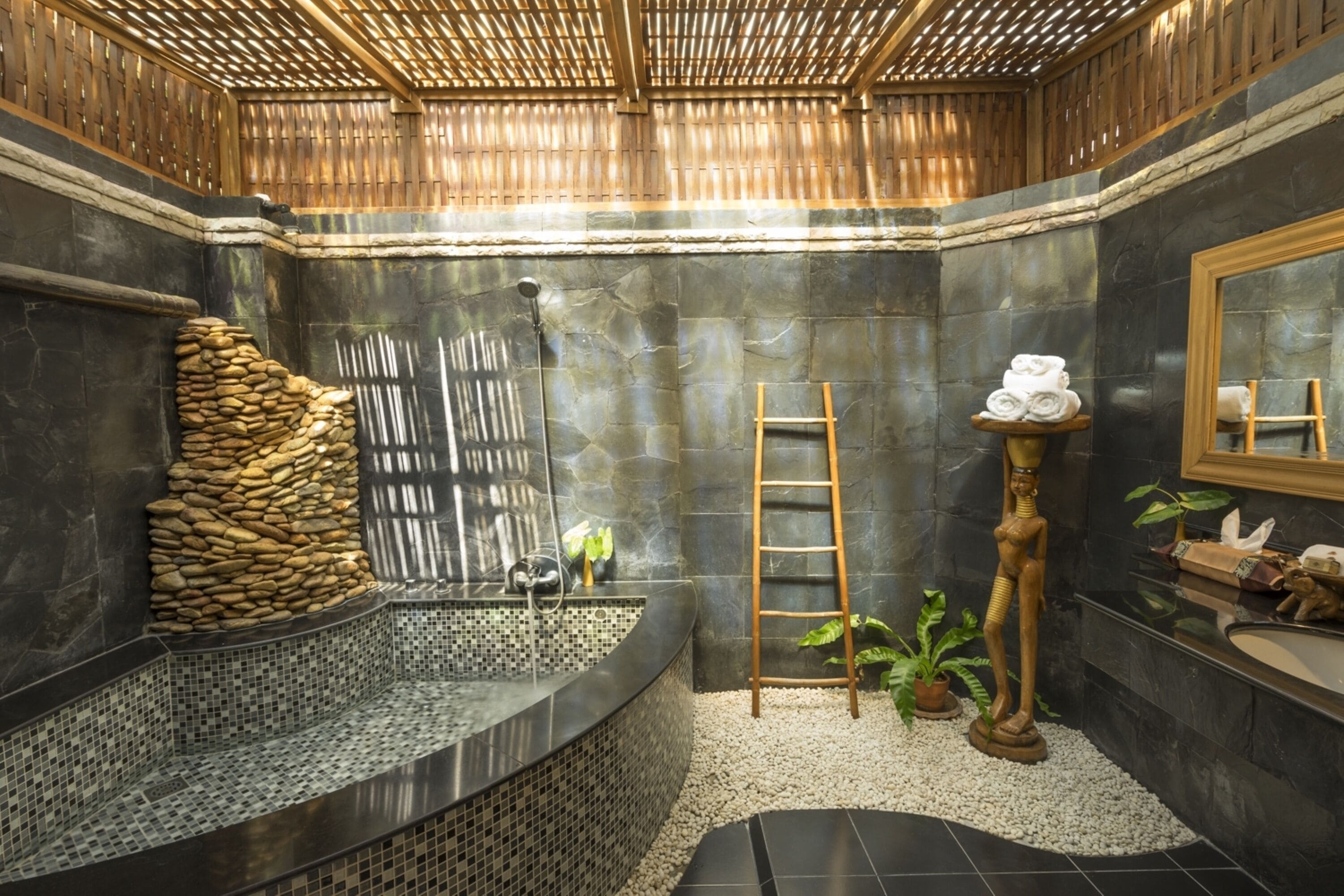 separate bathtub and shower, deep-soaking bathtub, free toiletries