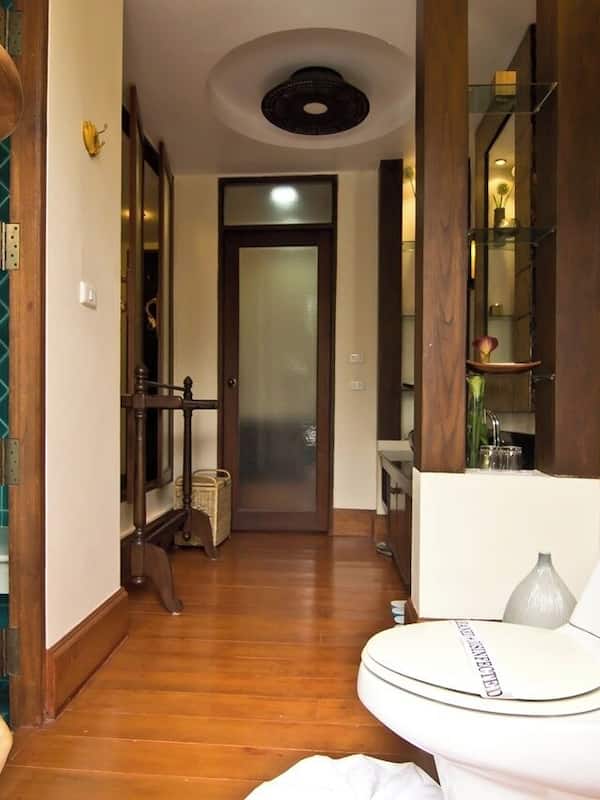 Jacuzzi Villa | Bathroom | Free toiletries, hair dryer, bathrobes, slippers