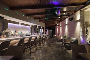 Bar (on property) - Axos Hotel (Rethymno)