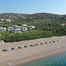 Private beach, sun loungers, beach umbrellas, beach towels