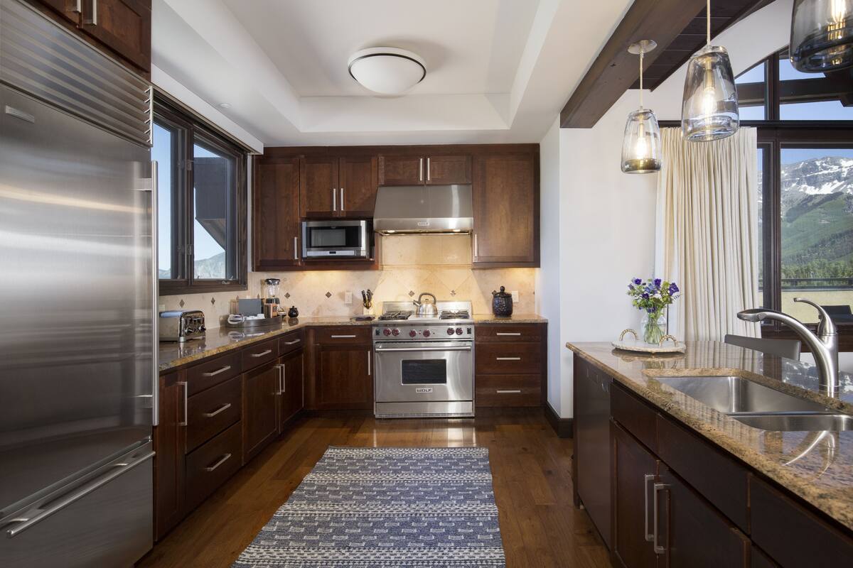 five bedroom penthouse | private kitchen | microwave, coffee/tea maker, cookware/dishes/utensils