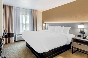 Suite, 1 kingsize-seng med sovesofa, ikke-røyk | Skrivebord, strykejern/-brett og ekstrasenger (mot et tillegg)