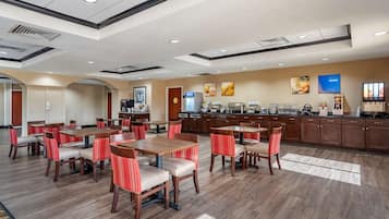 Free daily buffet breakfast