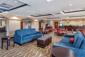 Lobby - Comfort Inn & Suites Clinton - Jackson West (Clinton)