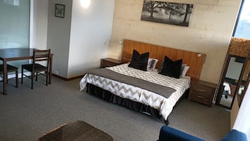 Chambre Standard Double ou avec lits jumeaux, 1 chambre, non-fumeurs, coin cuisine | Draps fournis