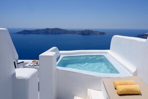 Suite Luxury, idromassaggio, vista mare (Abyssanto Caldera Sea and Sunset View) | Terrazza/patio