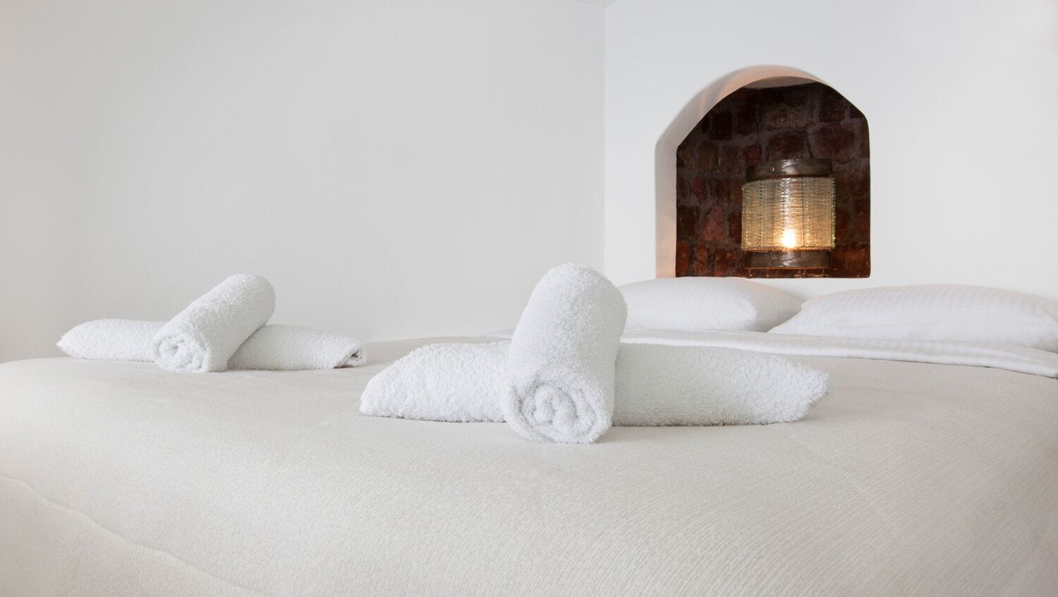 superior apartment (caldera sea and sunset view) | 1 bedroom, egyptian cotton sheets, premium bedding, select comfort beds