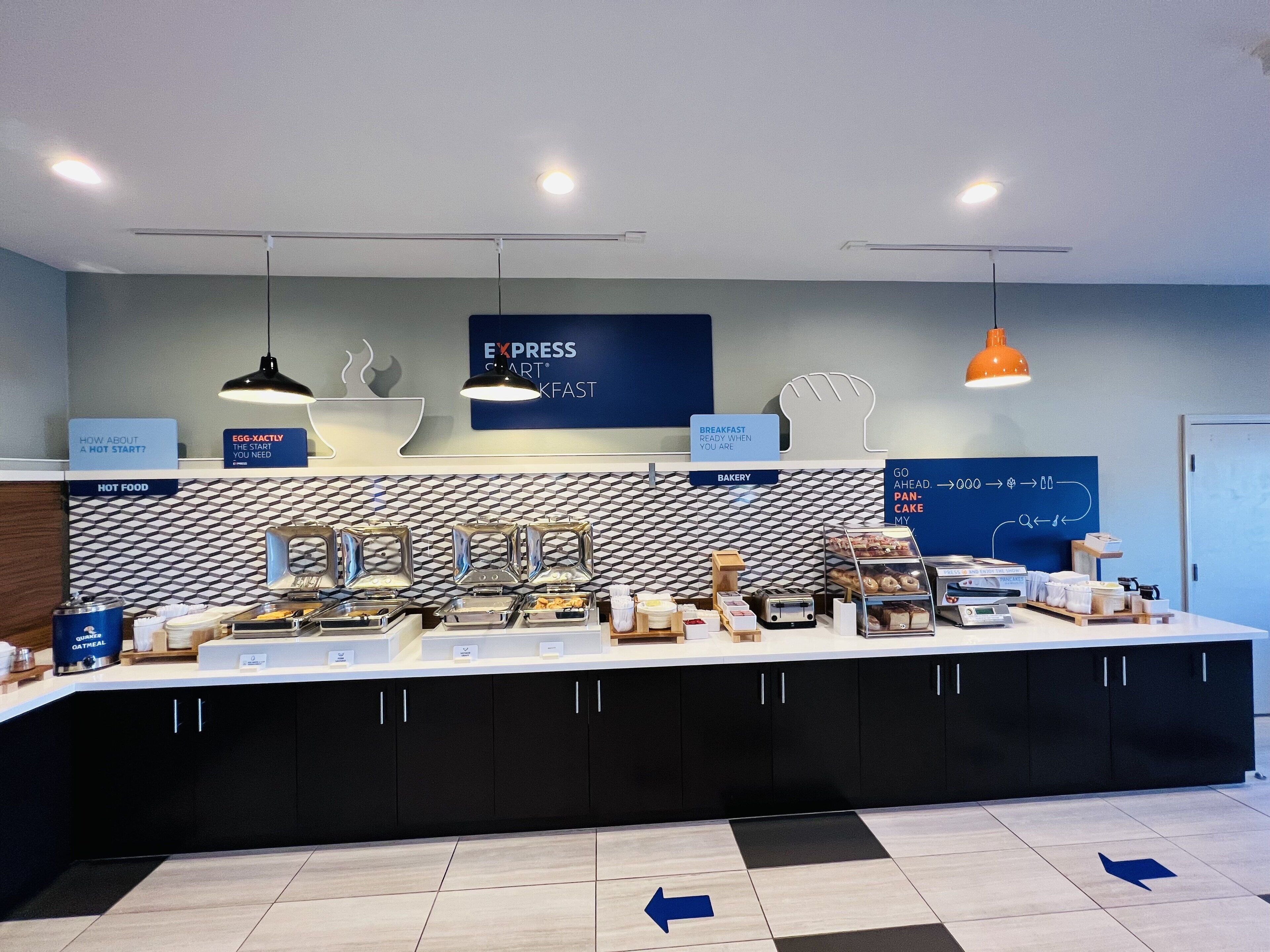 free daily on-the-go breakfast