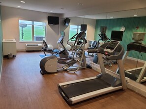Fitness facility - Holiday Inn Express & Suites Sheldon by IHG (Sheldon)