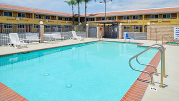 Outdoor pool, sun loungers