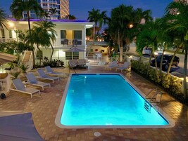 Piscine extérieure