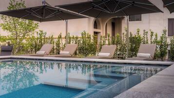 Seasonal outdoor pool