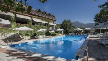 Piscine extérieure