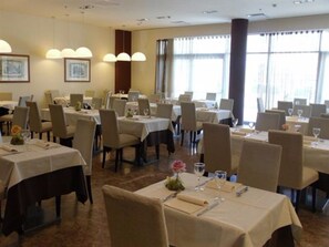 Restaurant - Grand Hotel Mattei (Ravenna)