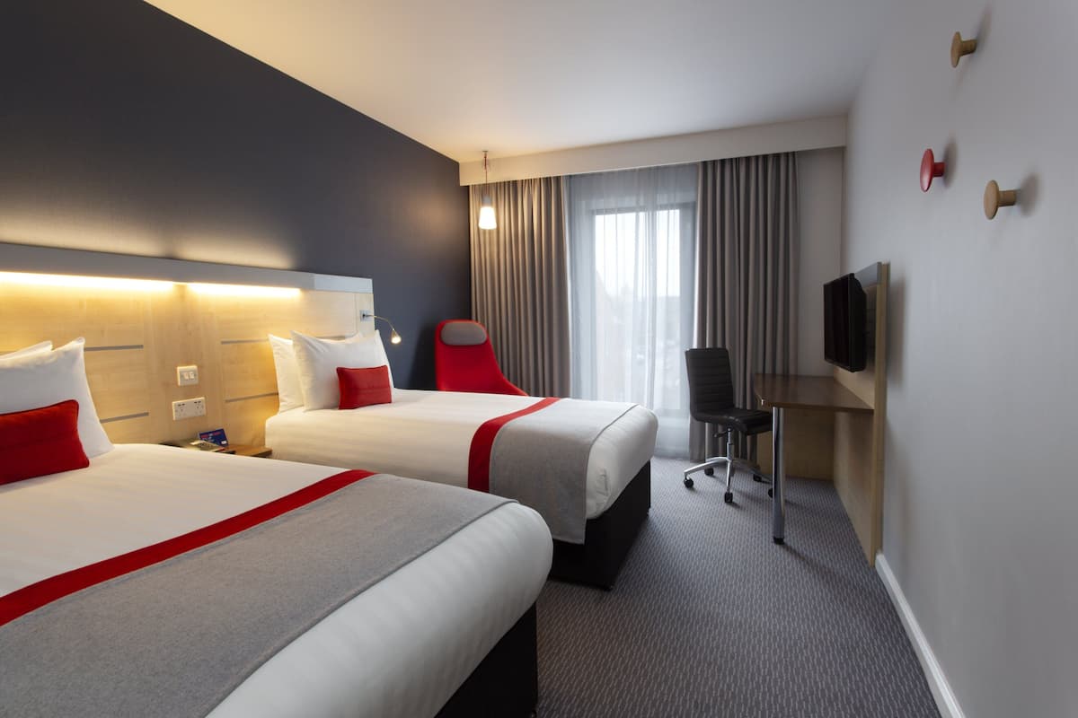 In-room safe, desk, blackout drapes, soundproofing