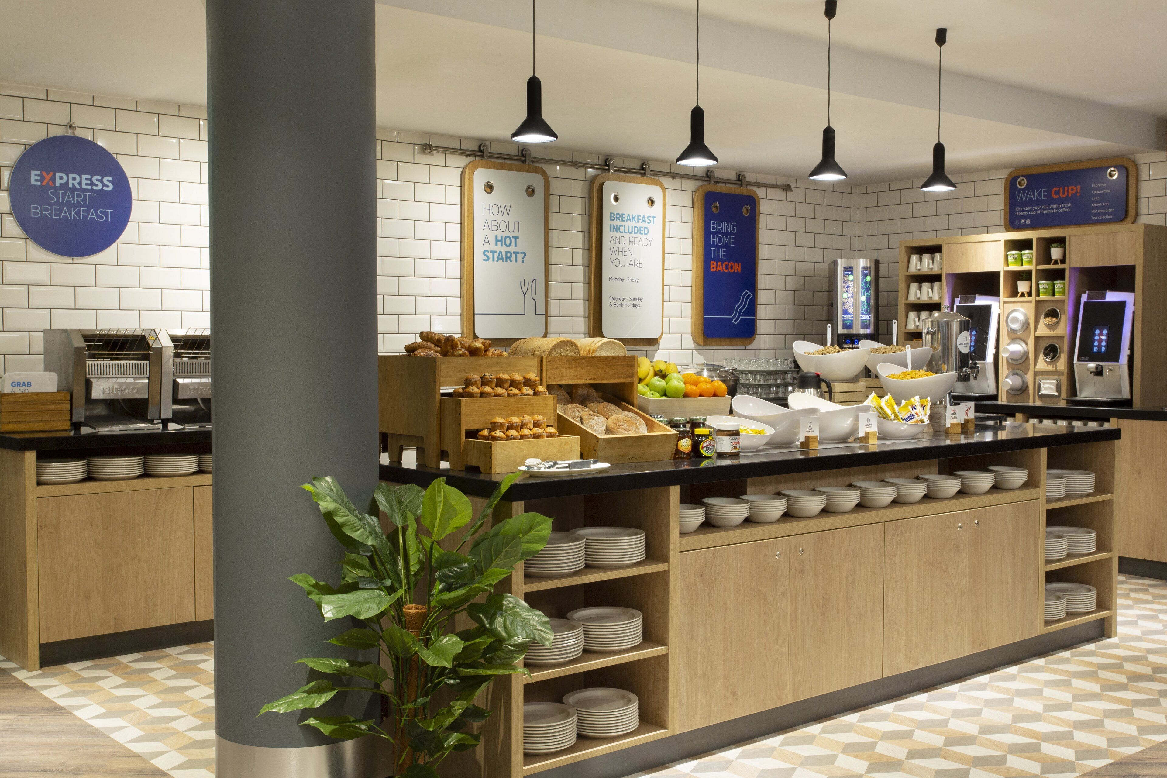 daily buffet breakfast for a fee