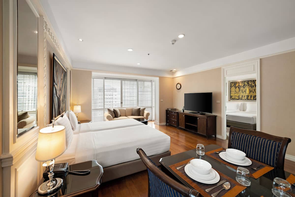 Grand Suite Quadruple Room | 고급 침구, 미니바, 객실 내 금고, 책상