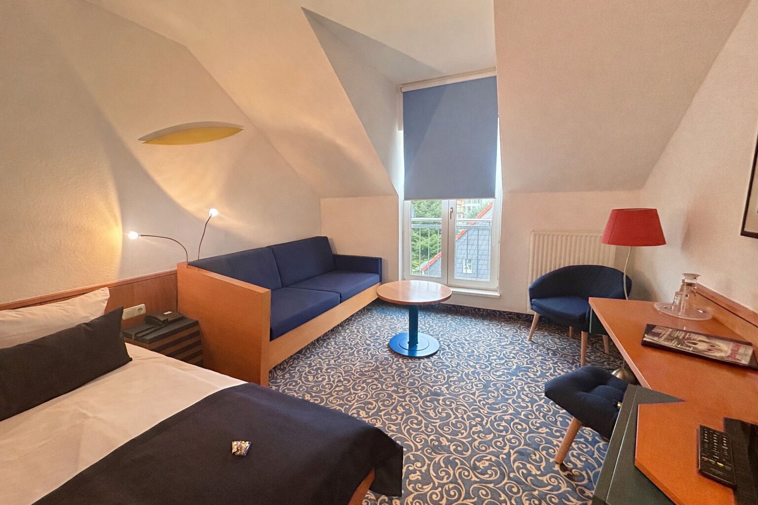 มินิบาร์, ตู้นิรภัยในห้องพัก, ห้องพักตกแต่งอย่างมีเอกลักษณ์