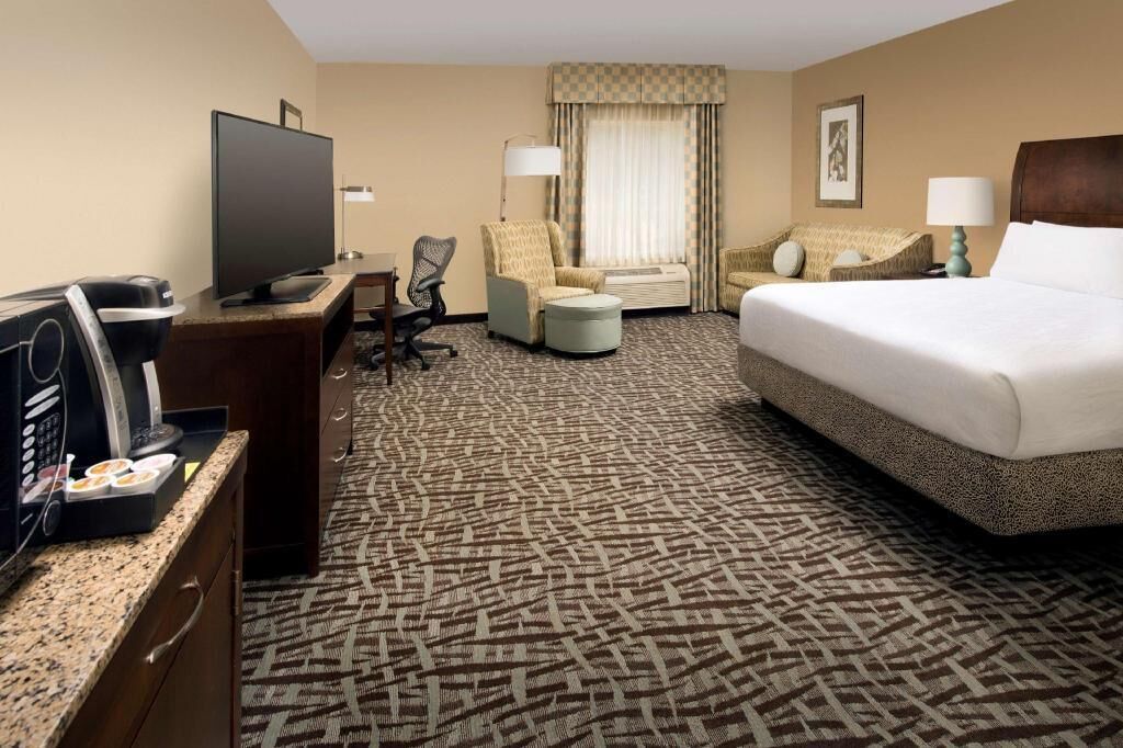 Premium bedding, down comforters, Select Comfort beds, desk