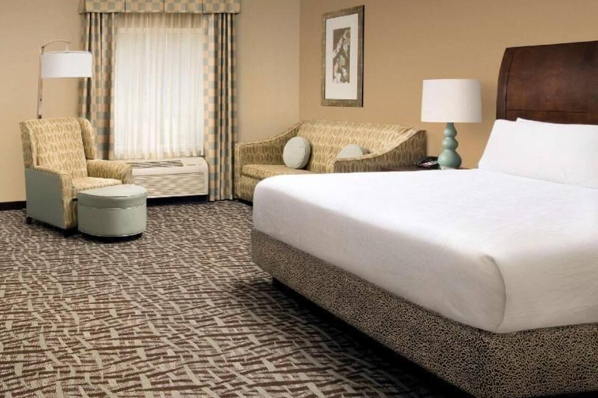 Premium bedding, down comforters, Select Comfort beds, desk