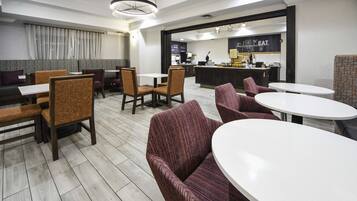 Gratis frukostbuffé varje dag