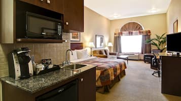 Desk, iron/ironing board, free cots/infant beds, free WiFi