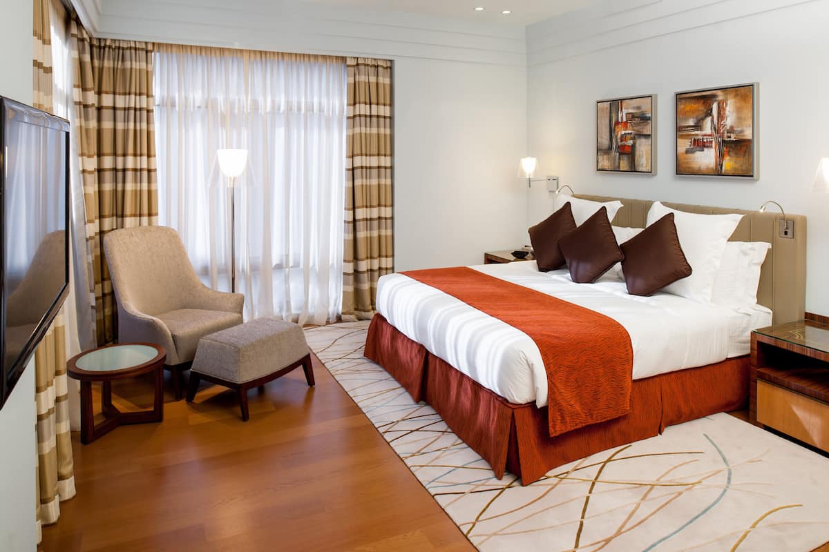 Minibar, caja fuerte, decoración individual y mobiliario individual