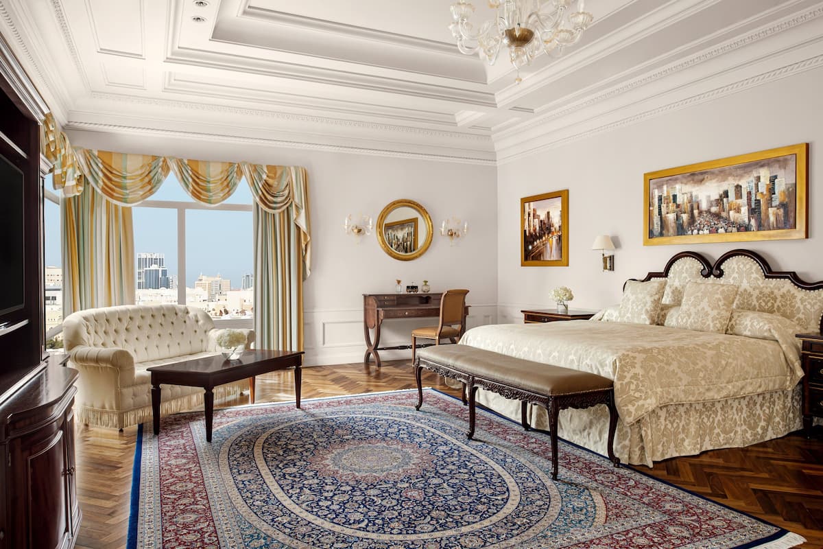 Luxury Suite, 1 Bedroom, Kitchen (Dining, Bath, View) | Minibar, in-room safe, individually decorated, individually furnished