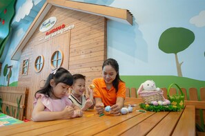 Área de juegos infantiles techada