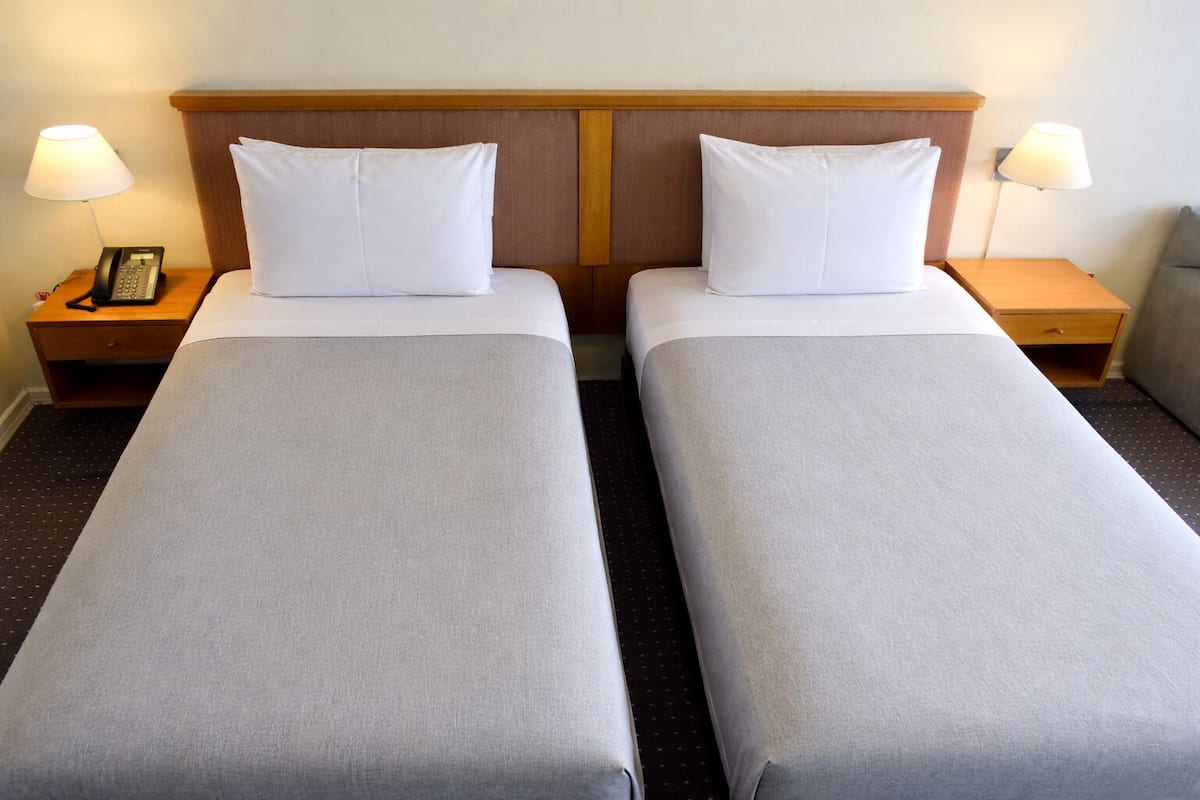Premium bedding, pillow-top beds, minibar, in-room safe