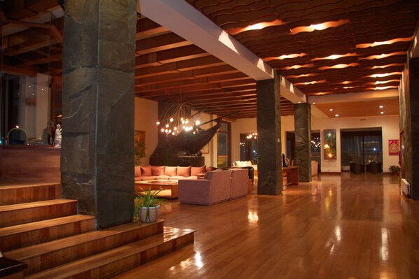 Interior - Gran Hotel Vicente Costanera (Puerto Montt)