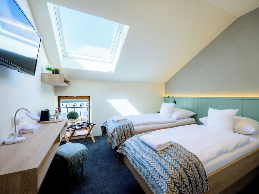 Quarto casal | Frigobar, cofres nos quartos, escrivaninha