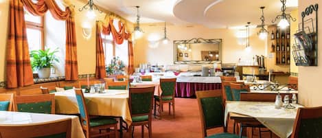 Frukostbuffé varje dag (CZK 250 per person)