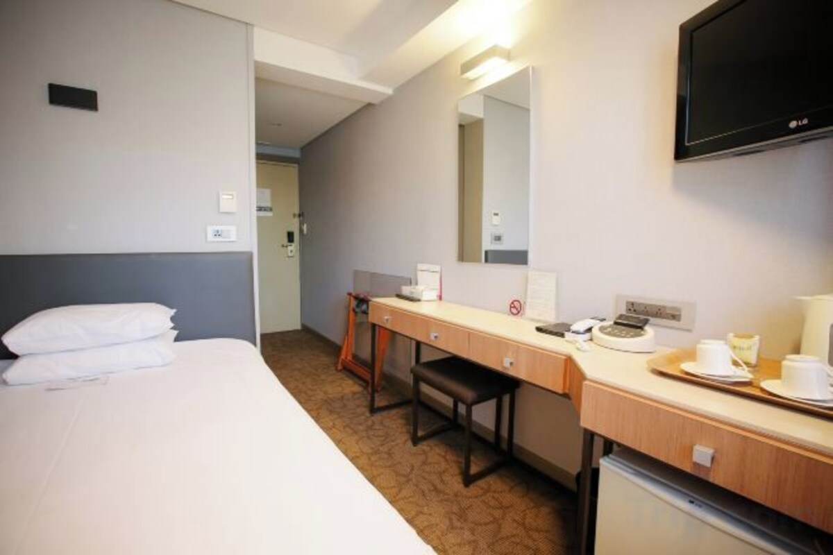 2 quartos, roupas de cama premium, edredons de pluma