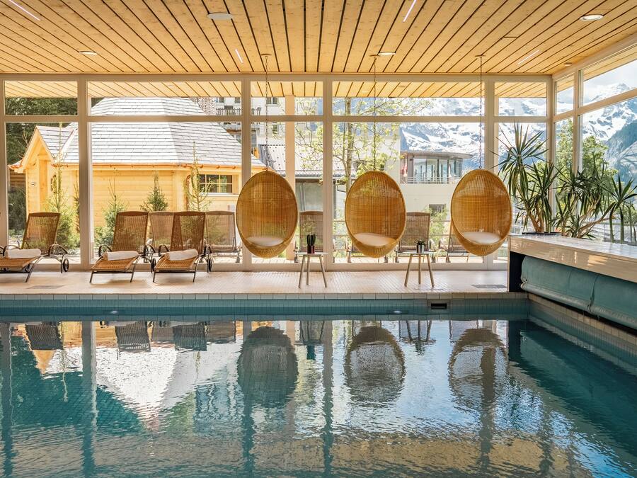 1 treatment room