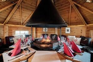 Grill-/Picknickplatz