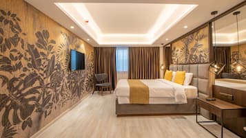 1 bedroom, memory-foam beds, in-room safe, individually decorated