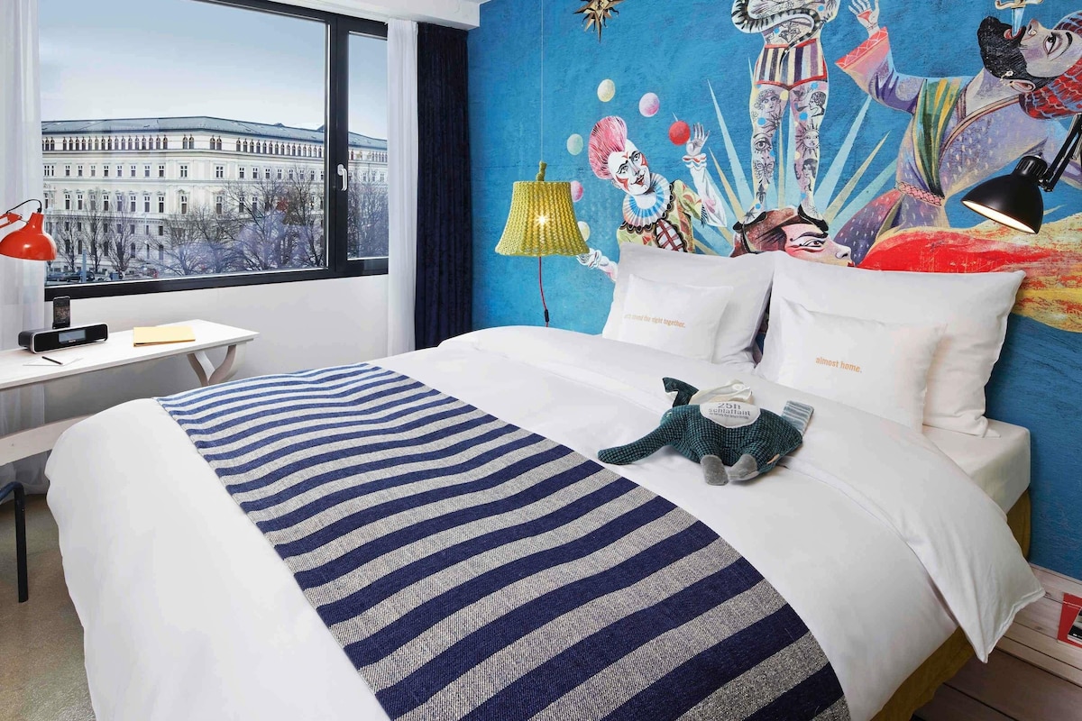 Medium Plus | Premium bedding, down comforters, minibar, in-room safe