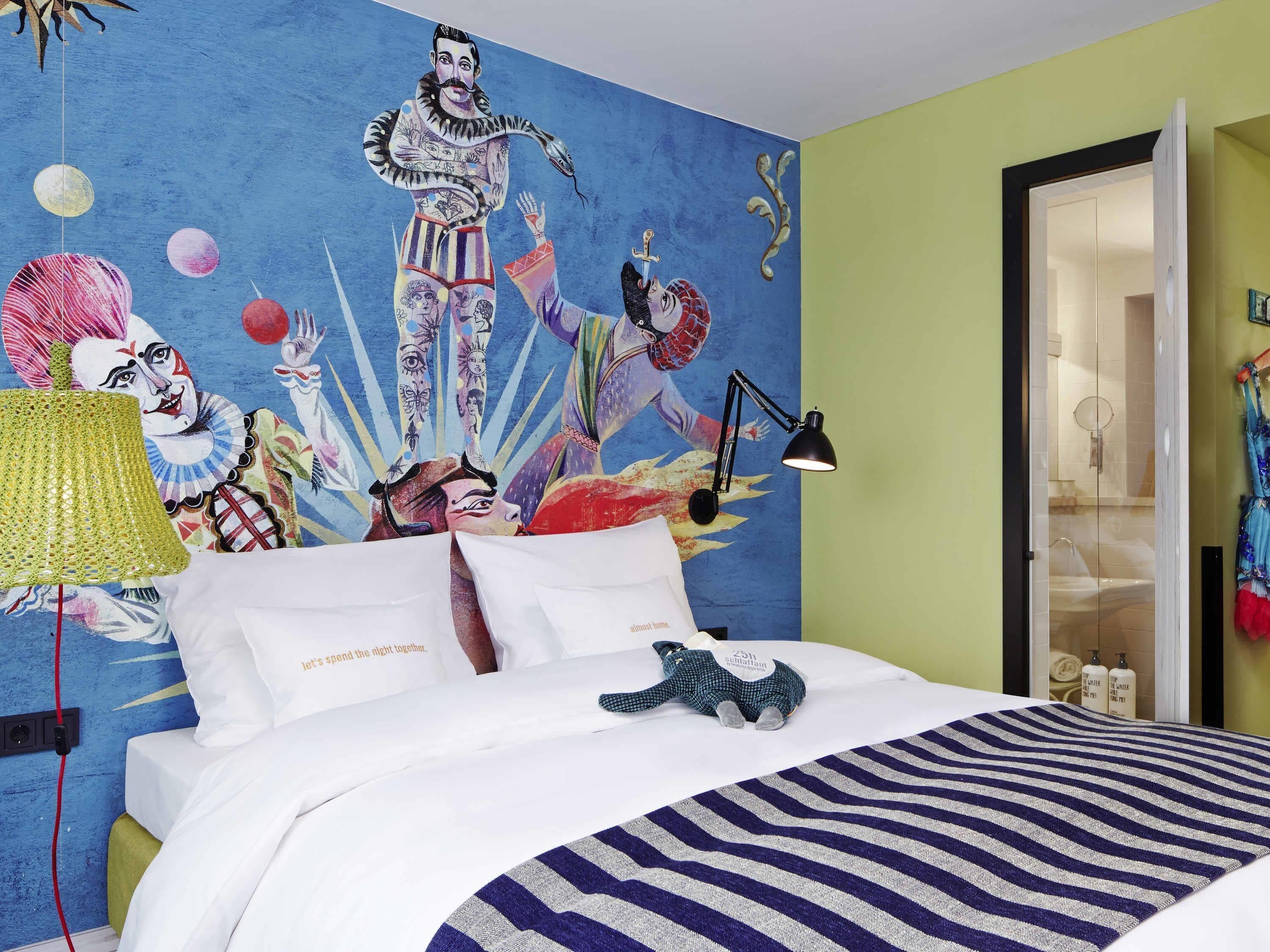 Medium | Premium bedding, down comforters, minibar, in-room safe