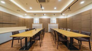 Snack bar