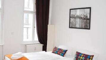 Studio | In-room safe